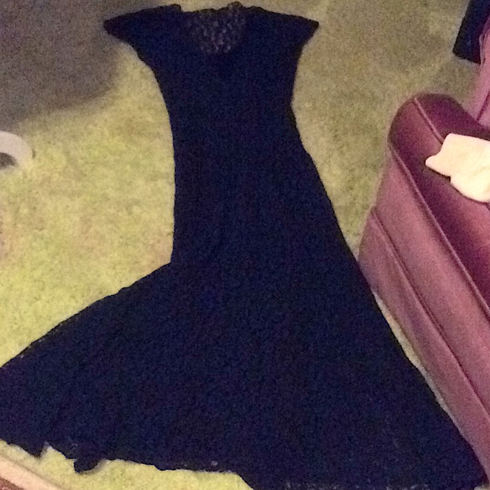 Extra small vintage lace dress